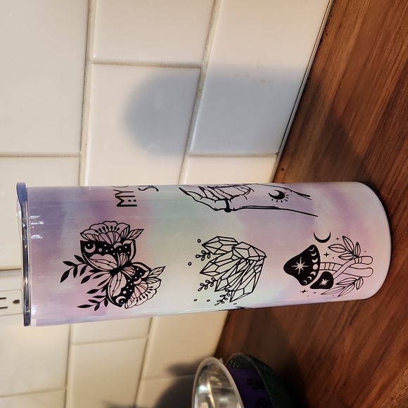 20oz Crystal Ball Tumbler - Picture 3 of 3